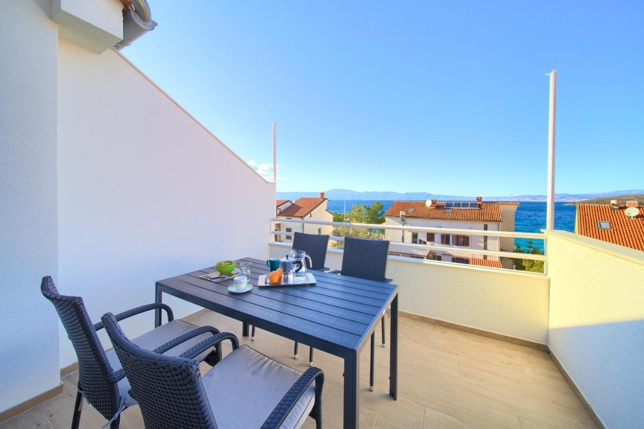 נייביצה Apartments Meri מראה חיצוני תמונה